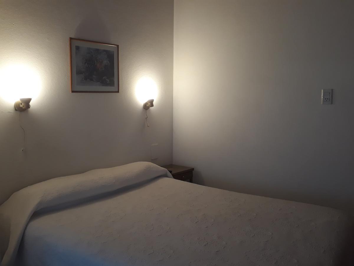 Hotel Yanco Puerto Madryn Bagian luar foto