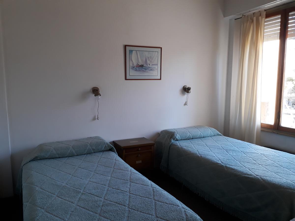 Hotel Yanco Puerto Madryn Bagian luar foto